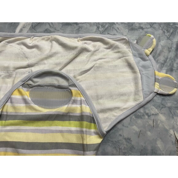 Summer Infant SwaddleMe Swaddle Me Yellow Stripe Baby Swaddle, Size Small/Medium - Picture 3 of 5